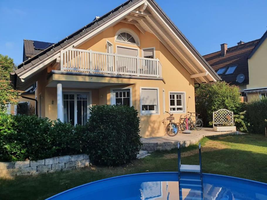 Phantastisches Haus Mit Pool Direkt In Muenchen Buitenkant foto